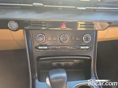 Kia Carnival 2023 2.2 автомат (гидро), миниатюра 11