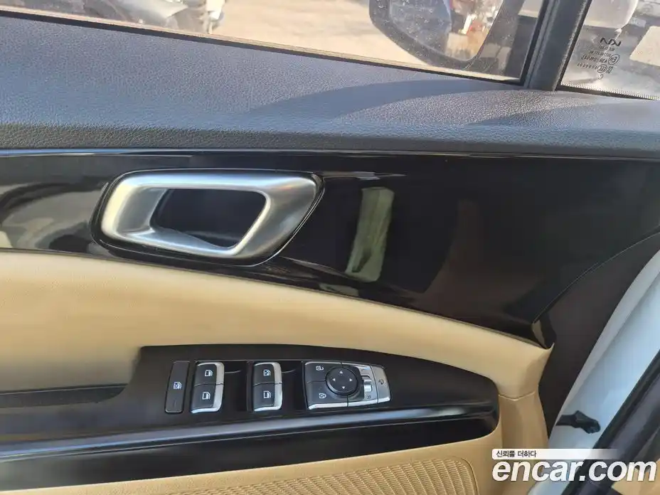Kia Carnival 2023 2.2 автомат (гидро), фото 6
