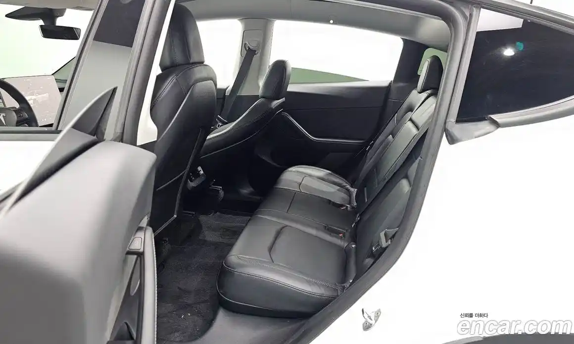 Tesla Model Y 2022 0.2 гидро, фото 12