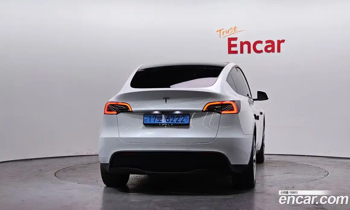 Tesla Model Y 2022 0.2 гидро, фото 4