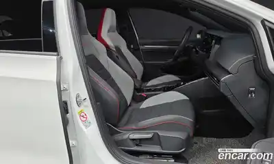 Volkswagen Golf 2024 2.0 автомат (гидро), миниатюра 11