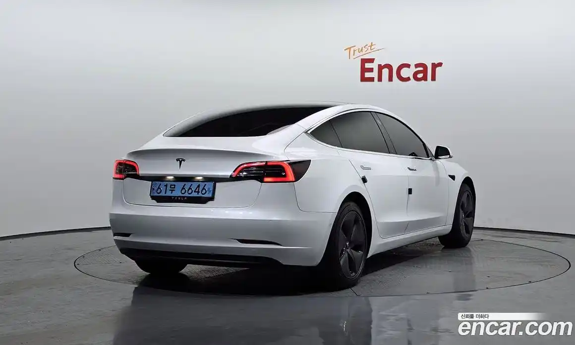 Tesla Model 3 2020 0.1 гидро, фото 2