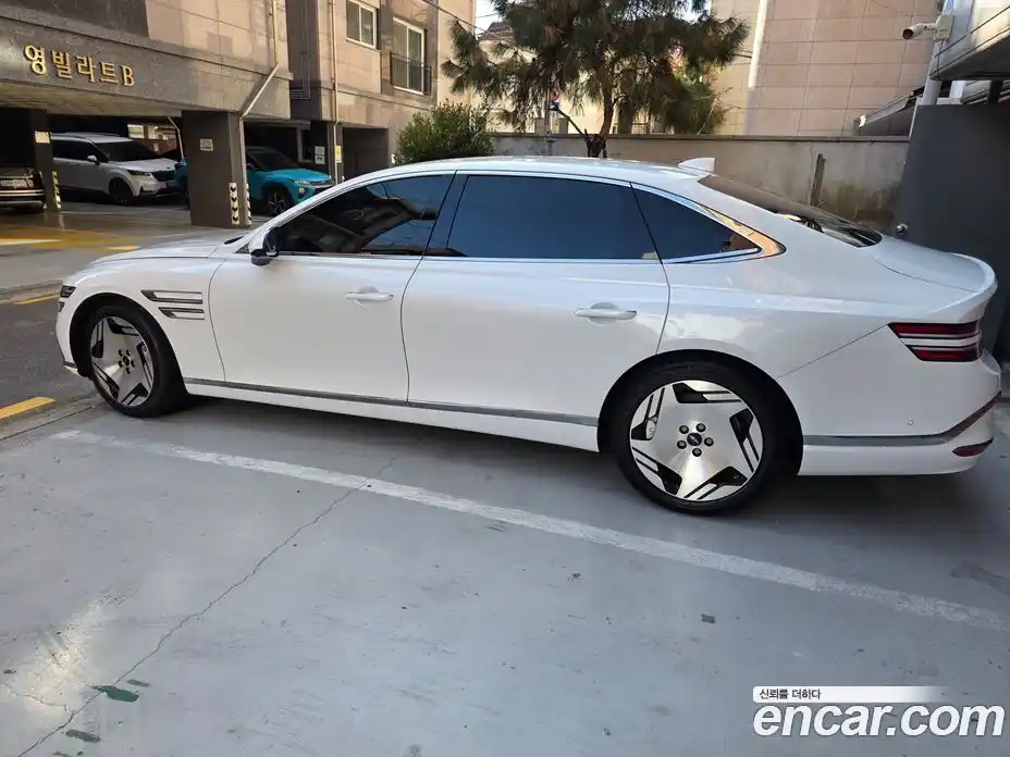 Genesis G80 2025 3.5 автомат (гидро), фото 5
