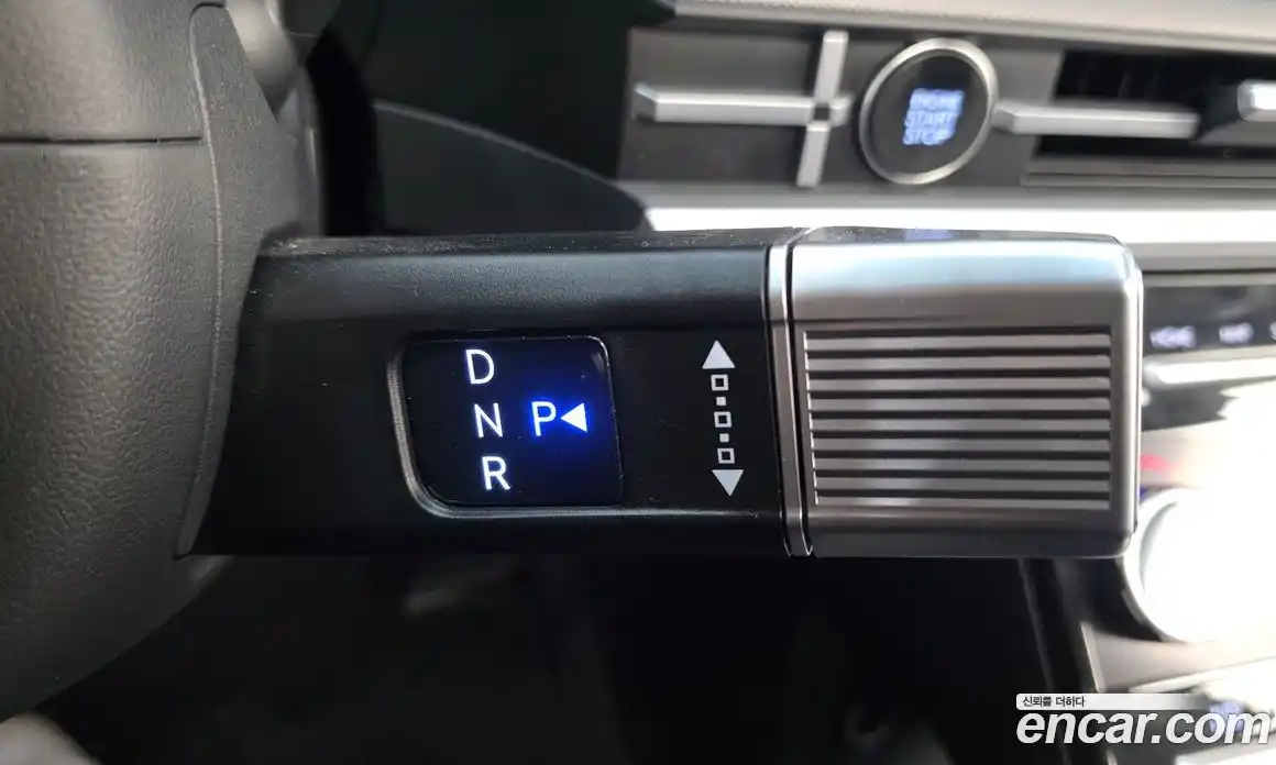 Hyundai Santa Fe 2024 2.5 автомат (гидро), фото 12