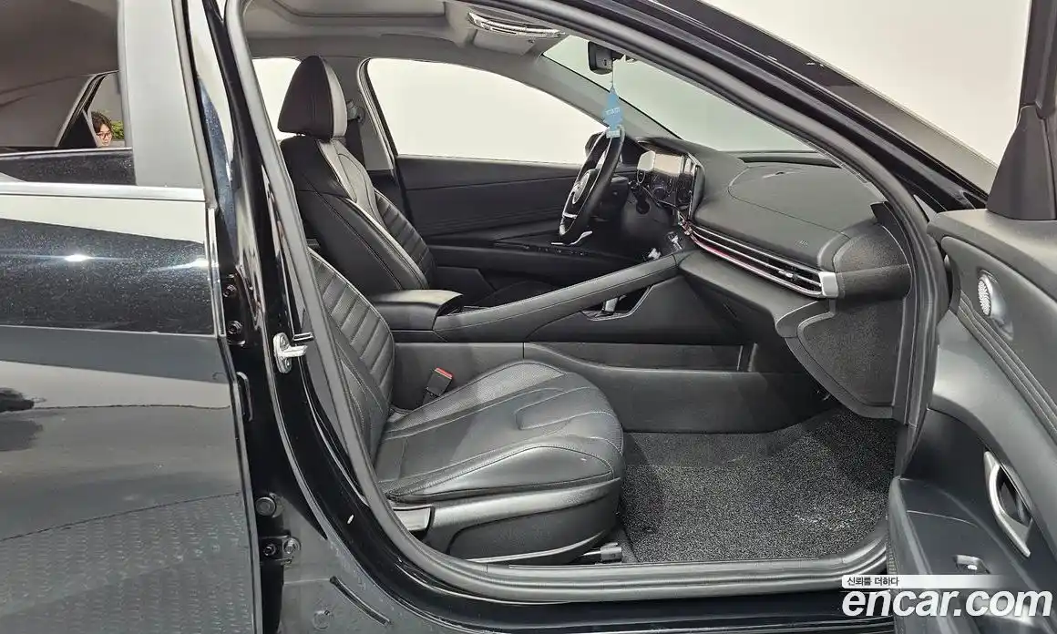 Hyundai Avante 2020 1.6 автомат (гидро), фото 16