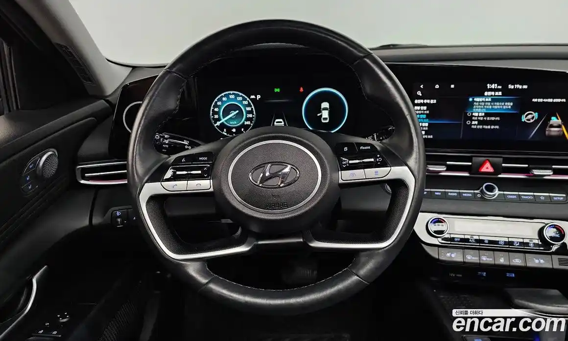 Hyundai Avante 2020 1.6 автомат (гидро), фото 19