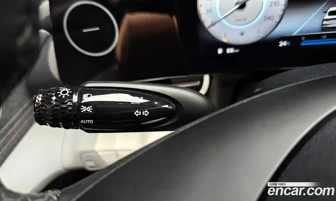 Hyundai Avante 2022 1.6 автомат (гидро), фото 30