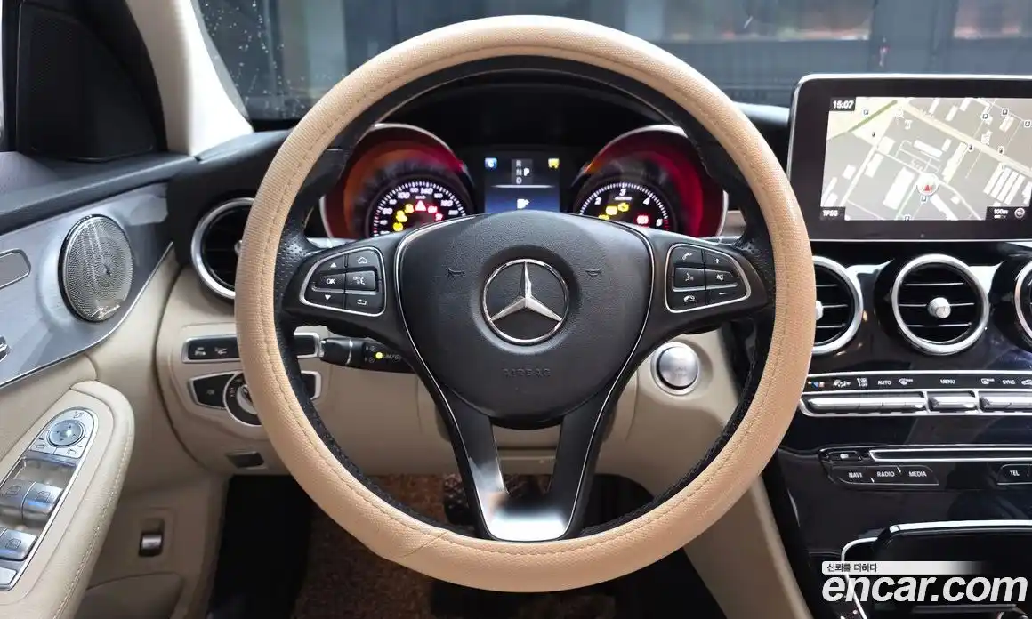 Mercedes-Benz C-Class 2017 2.1 гидро, фото 13 Mercedes-Benz C-Class 2017 2.1 гидро, фото 13
