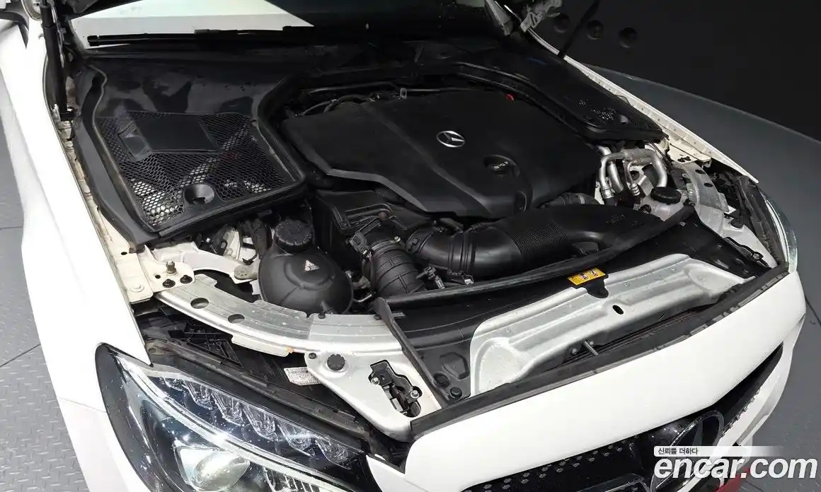 Mercedes-Benz C-Class 2017 2.1 гидро, фото 6 Mercedes-Benz C-Class 2017 2.1 гидро, фото 6
