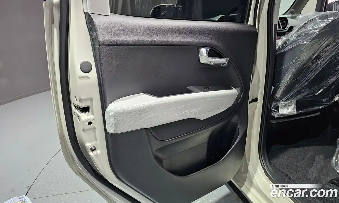 Kia Ray 2025 1.0 автомат (гидро), фото 15
