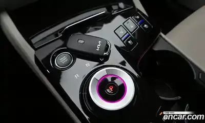 Kia Sportage 2023 1.6 автомат (гидро), миниатюра 9