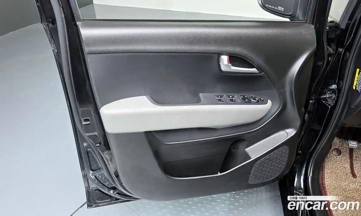 Kia Ray 2021 1.0 автомат (гидро), фото 14