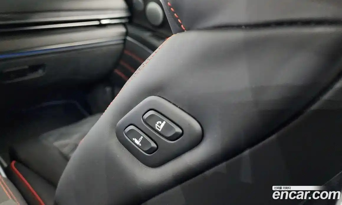 Genesis GV80 2024 2.5 автомат (гидро), фото 36