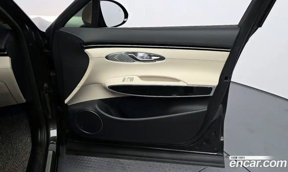 Genesis GV70 2023 2.5 автомат (гидро), фото 15
