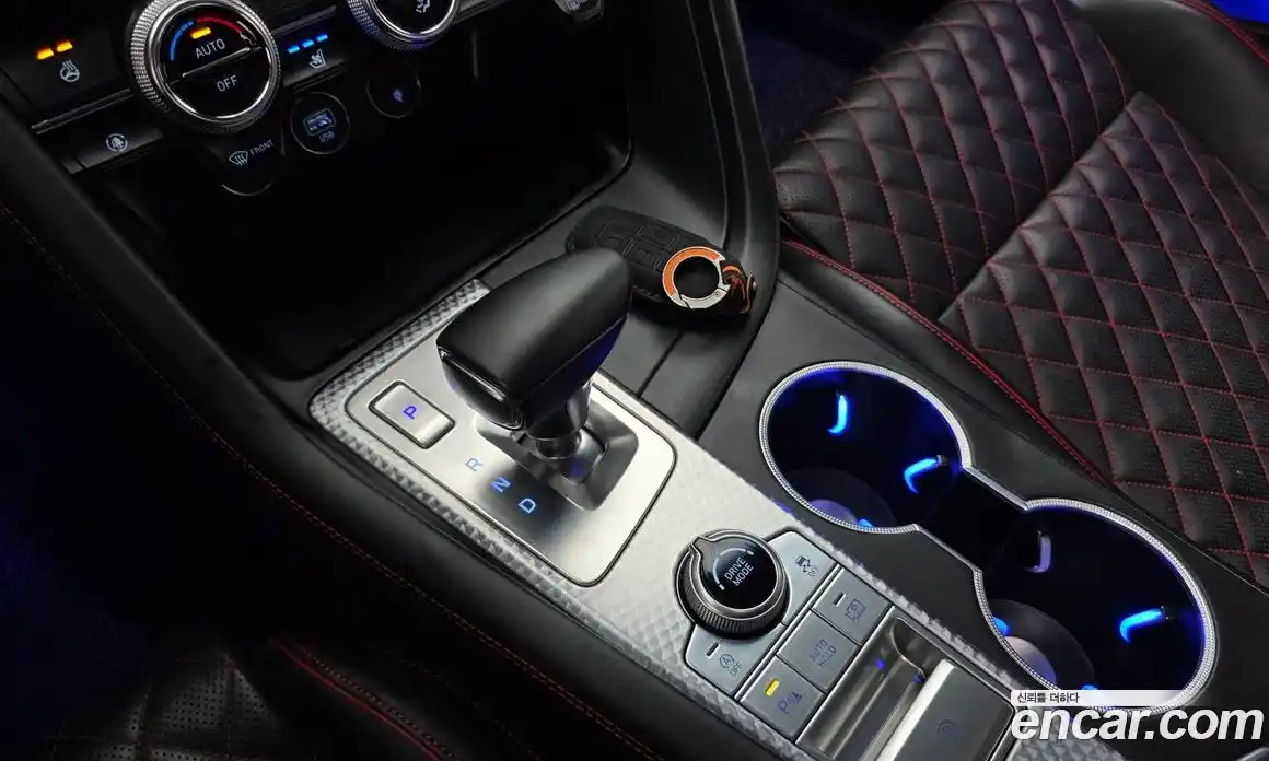 Genesis G70 2022 3.3 автомат (гидро), фото 11