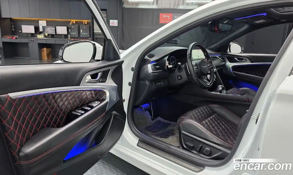 Genesis G70 2022 3.3 автомат (гидро), фото 12