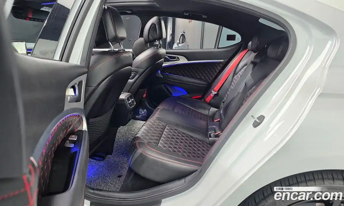 Genesis G70 2022 3.3 автомат (гидро), фото 17