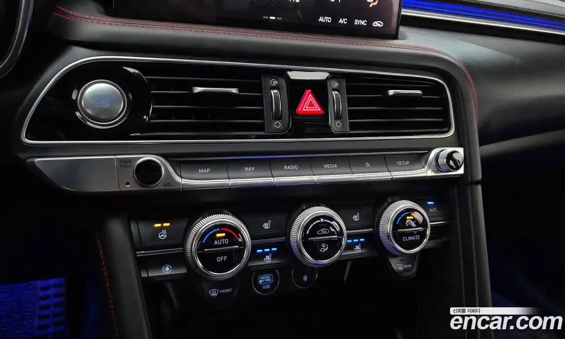 Genesis G70 2022 3.3 автомат (гидро), фото 25