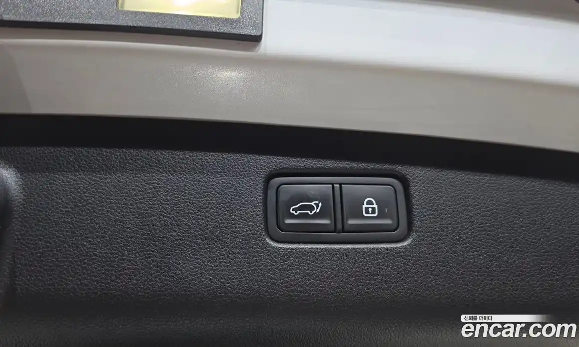 Genesis GV70 2021 2.5 автомат (гидро), фото 23