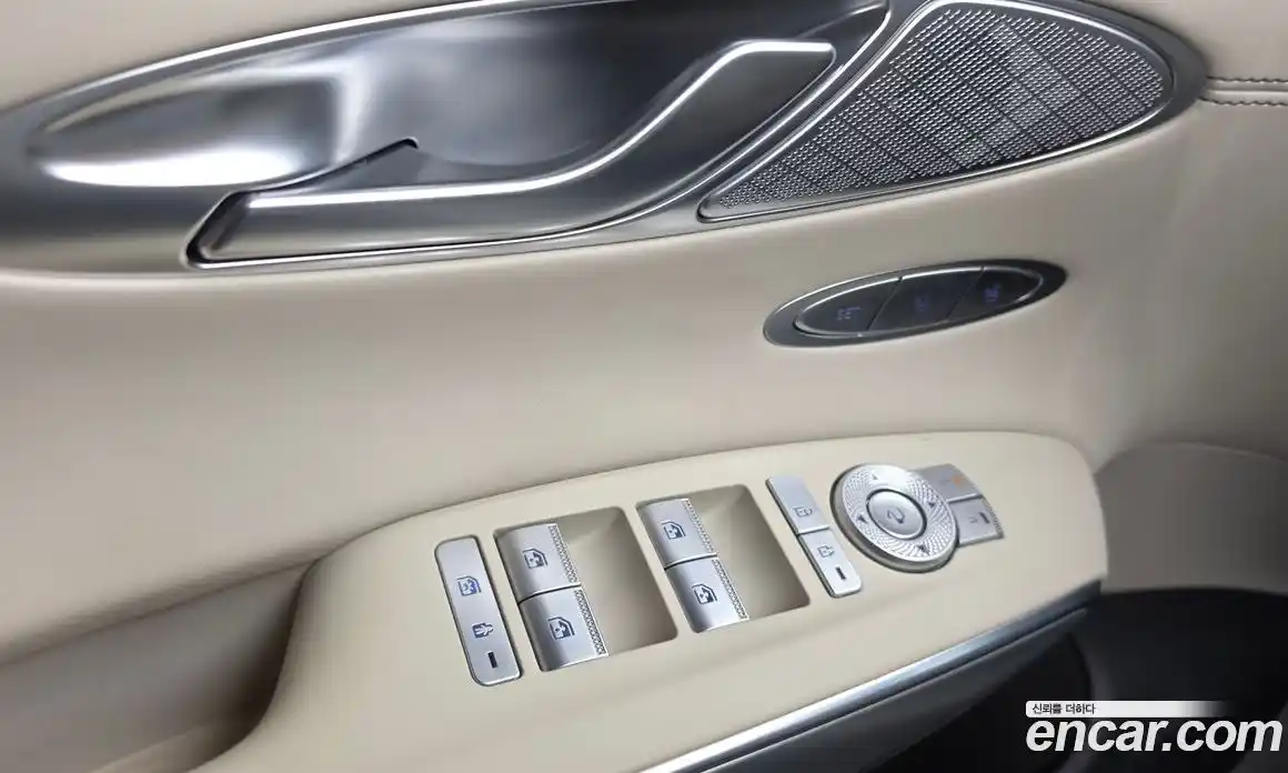 Genesis GV70 2021 2.5 автомат (гидро), фото 28
