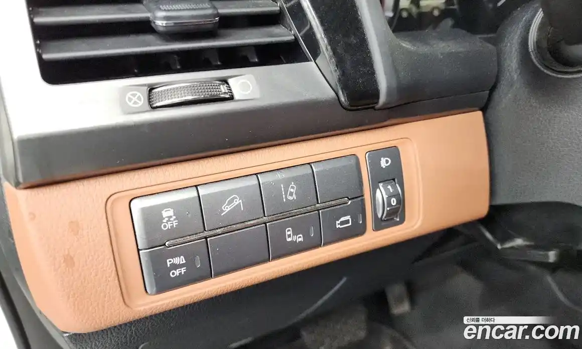 SsangYong Rexton 2019 2.2 автомат (гидро), фото 27