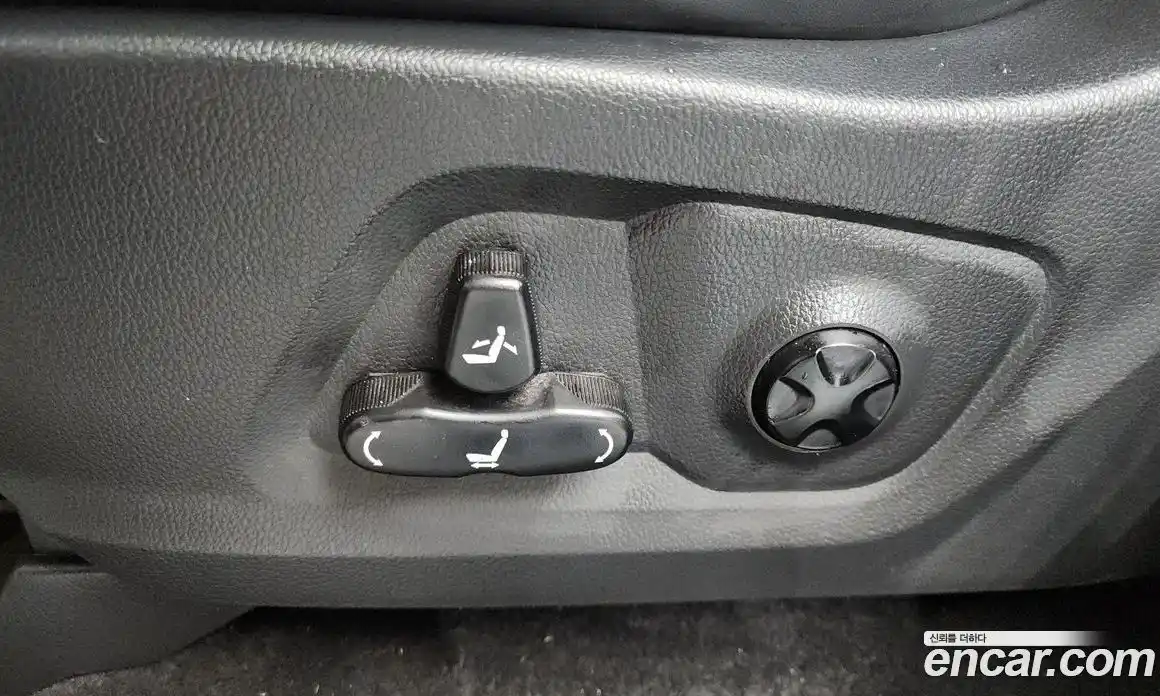 SsangYong Rexton 2019 2.2 автомат (гидро), фото 31