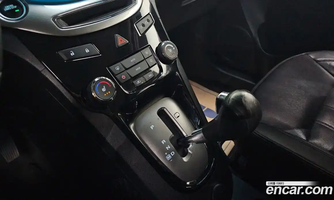 Chevrolet Orlando 2013 2.0 автомат (гидро), фото 9