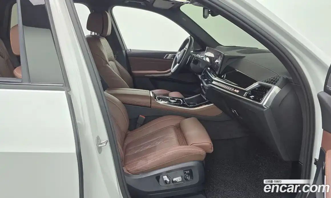 BMW X5 2025 3.0 автомат (гидро), фото 16