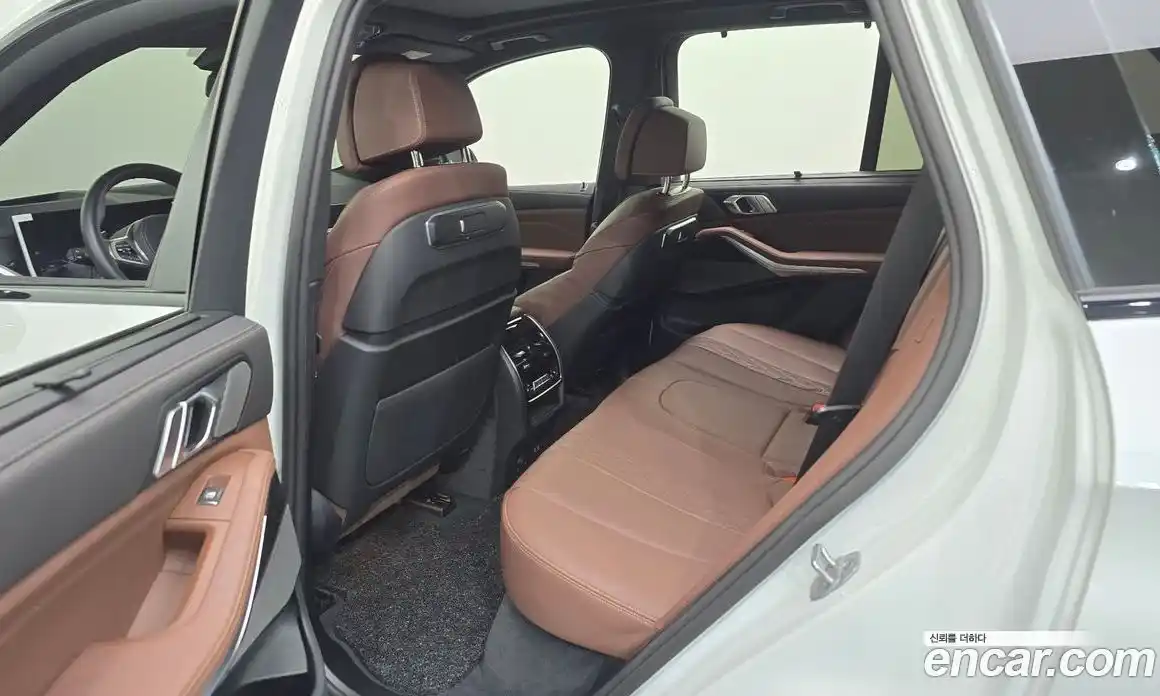 BMW X5 2025 3.0 автомат (гидро), фото 17