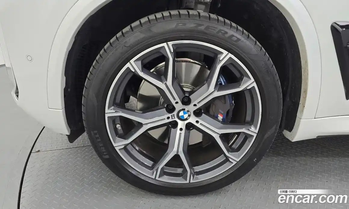 BMW X5 2025 3.0 автомат (гидро), фото 5
