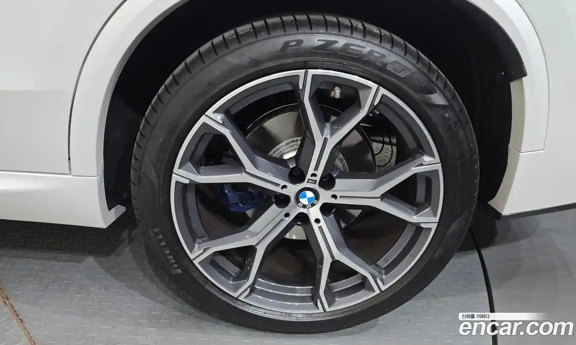 BMW X5 2025 3.0 автомат (гидро), фото 7