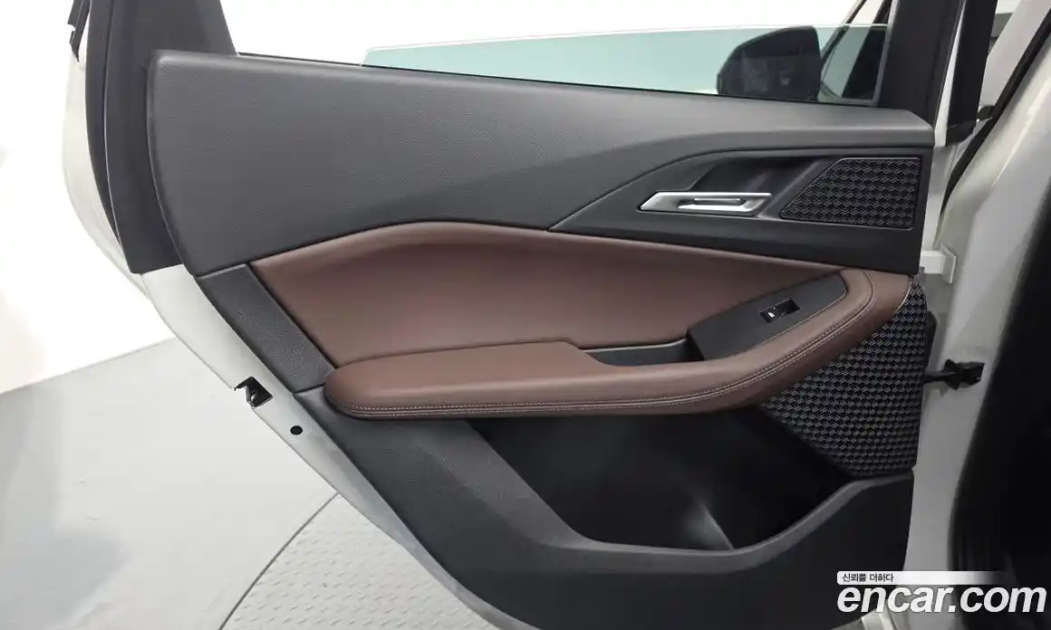 BMW 2 серия 2023 2.0 автомат (гидро), фото 15