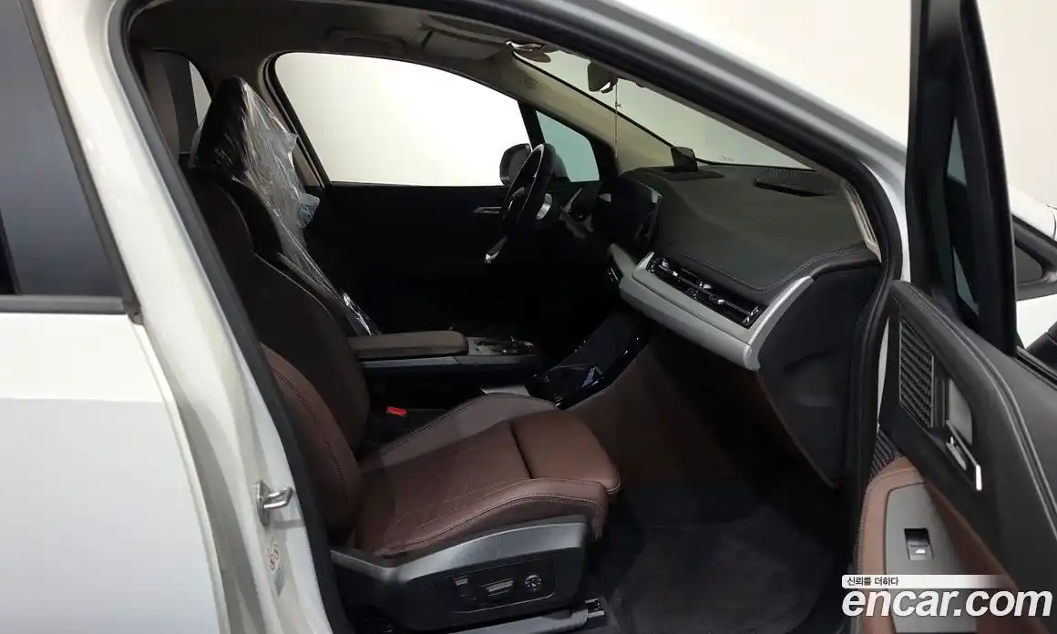 BMW 2 серия 2023 2.0 автомат (гидро), фото 16