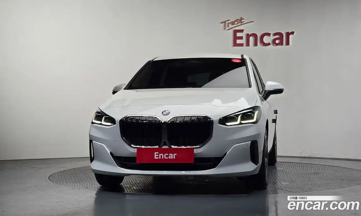 BMW 2 серия 2023 2.0 автомат (гидро), фото 3