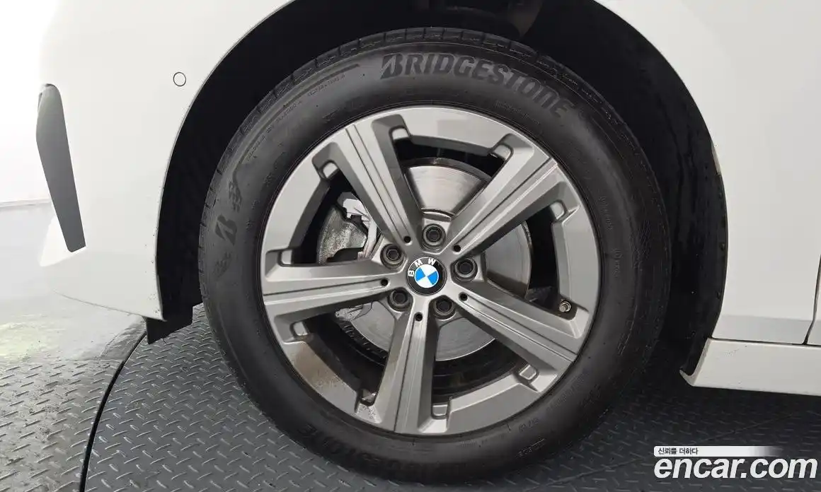 BMW 2 серия 2023 2.0 автомат (гидро), фото 5