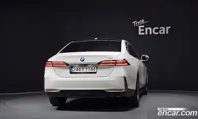 BMW 5 серия 2024 2.0 автомат (гидро), миниатюра 4