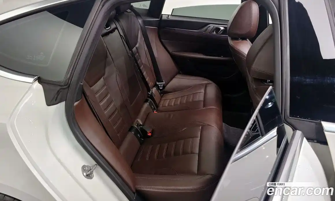 BMW 4 серия 2022 2.0 автомат (гидро), фото 15
