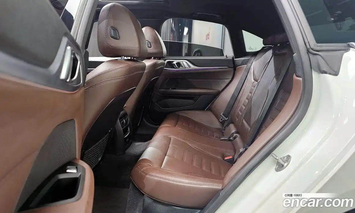 BMW 4 серия 2022 2.0 автомат (гидро), фото 16