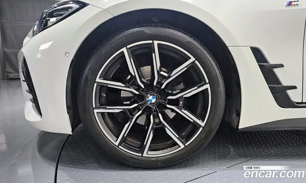 BMW 4 серия 2022 2.0 автомат (гидро), фото 4