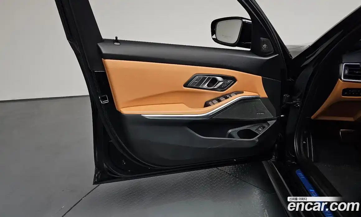 BMW 3 серия 2023 2.0 автомат (гидро), фото 13
