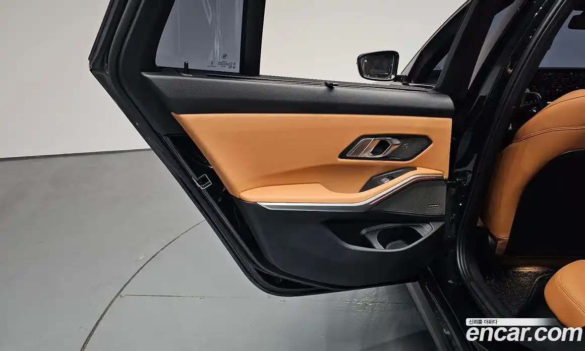 BMW 3 серия 2023 2.0 автомат (гидро), фото 14