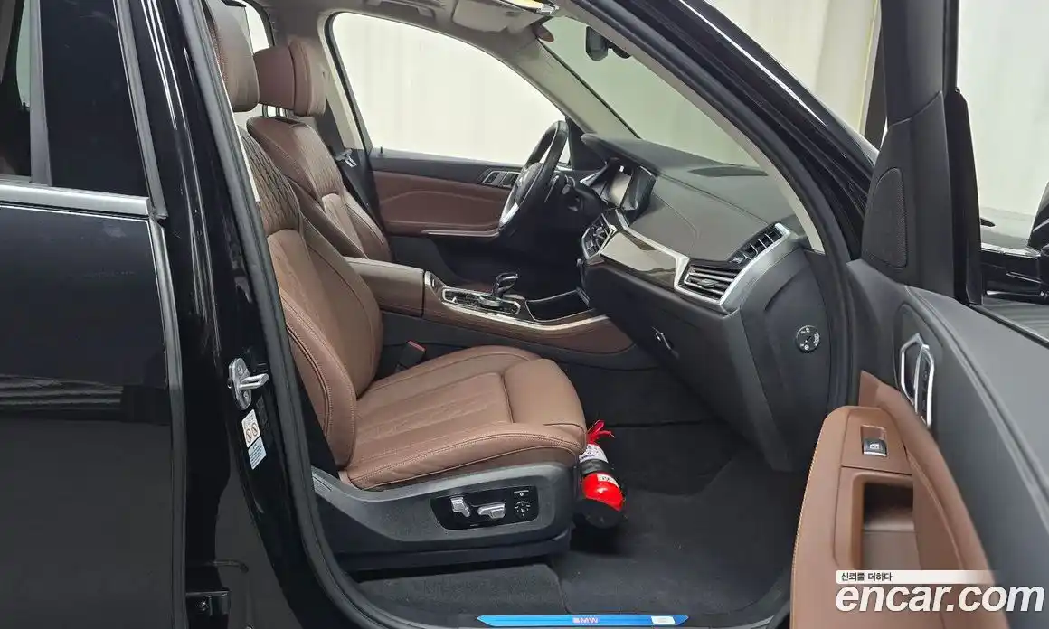 BMW X5 2022 3.0 автомат (гидро), фото 11