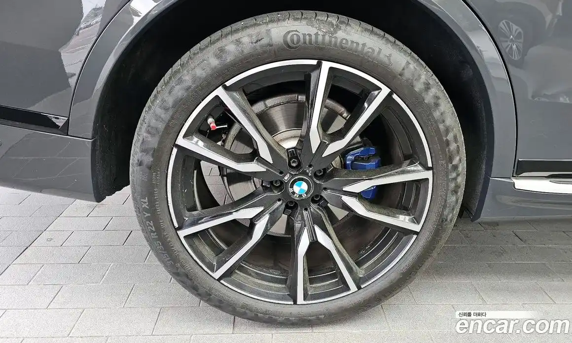 BMW X7 2022 3.0 автомат (гидро), фото 5