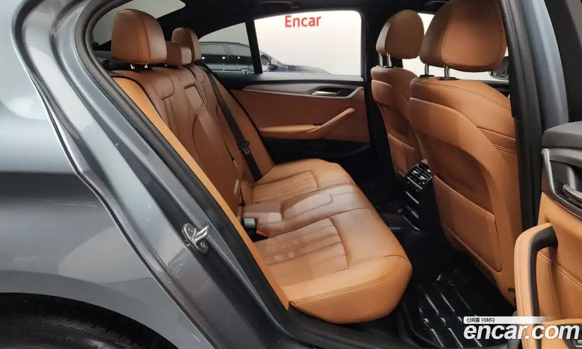 BMW 5 серия 2017 2.0 автомат (гидро), фото 17