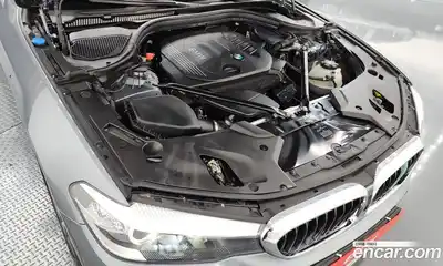 BMW 5 серия 2017 2.0 автомат (гидро), миниатюра 6