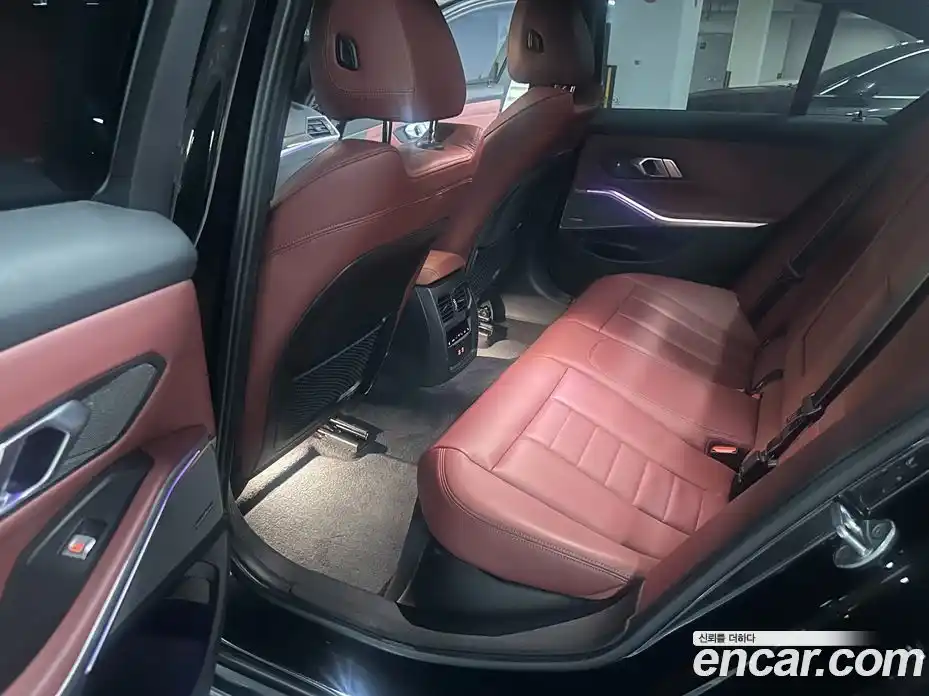 BMW 3 серия 2022 3.0 автомат (гидро), фото 17