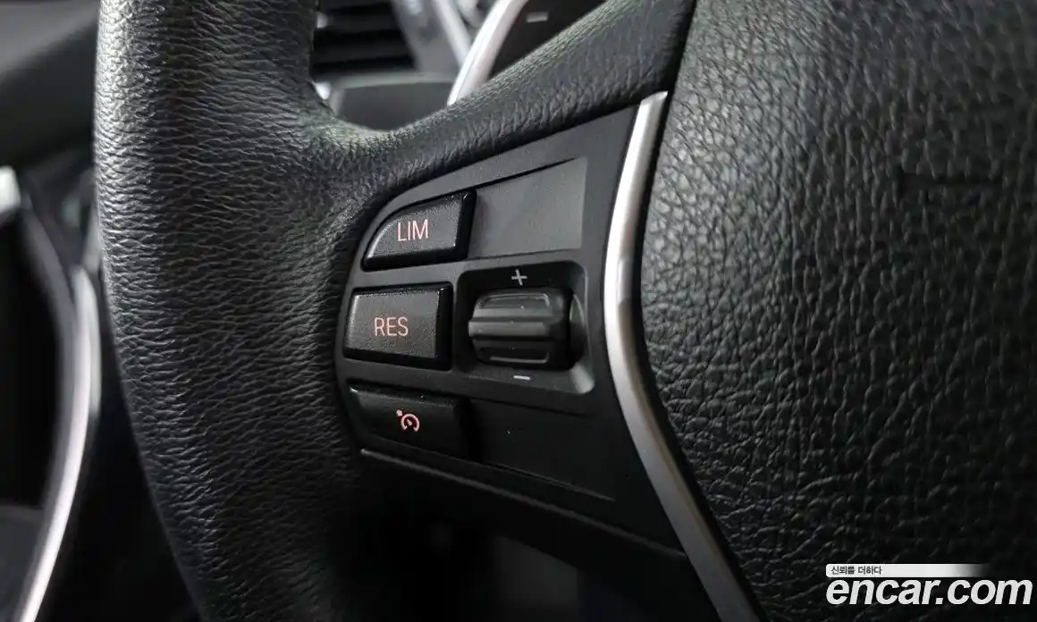 BMW 3 серия 2018 2.0 автомат (гидро), фото 25