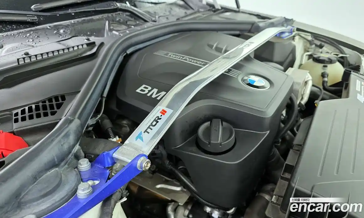 BMW 3 серия 2018 2.0 автомат (гидро), фото 28