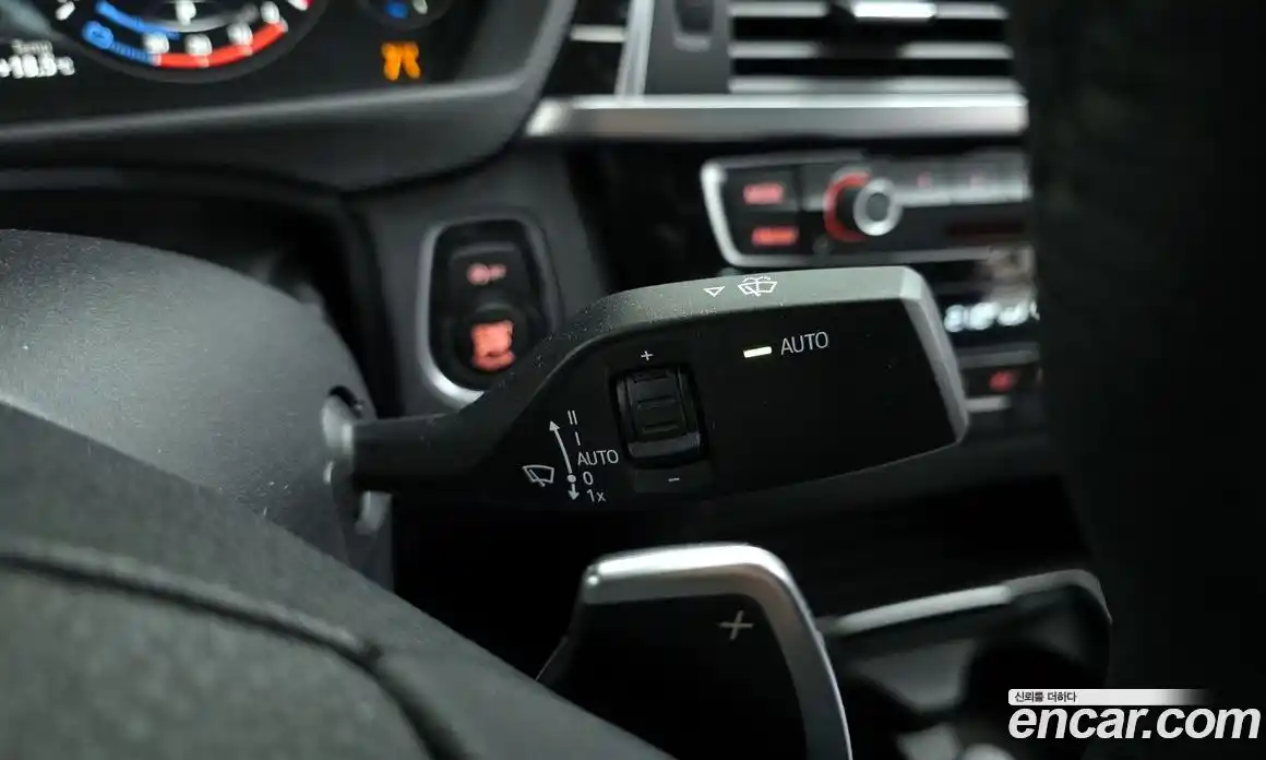 BMW 3 серия 2018 2.0 автомат (гидро), фото 30