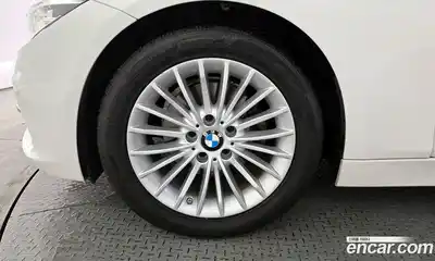 BMW 3 серия 2018 2.0 автомат (гидро), миниатюра 5